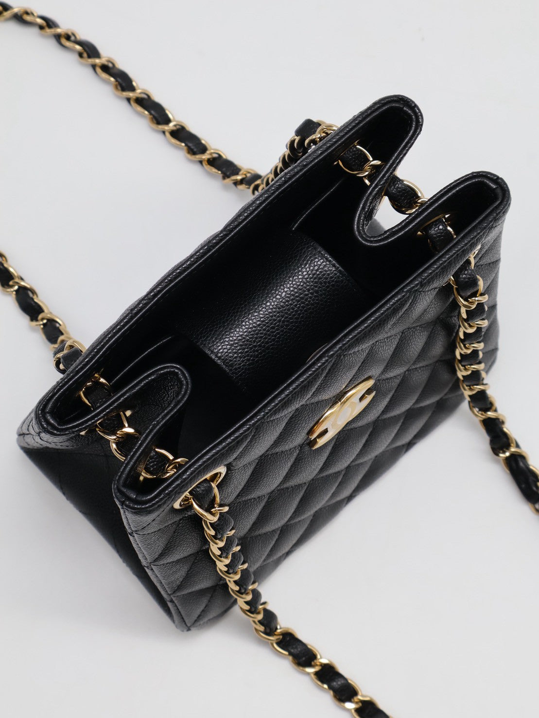 CHANEL Mini Tote粒面牛皮水桶包 - 黑金