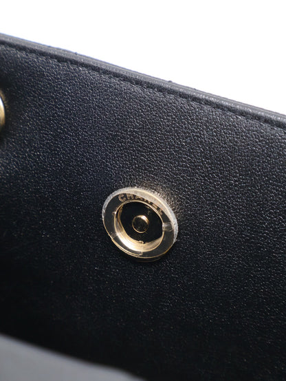 CHANEL Mini Tote粒面牛皮水桶包 - 黑金