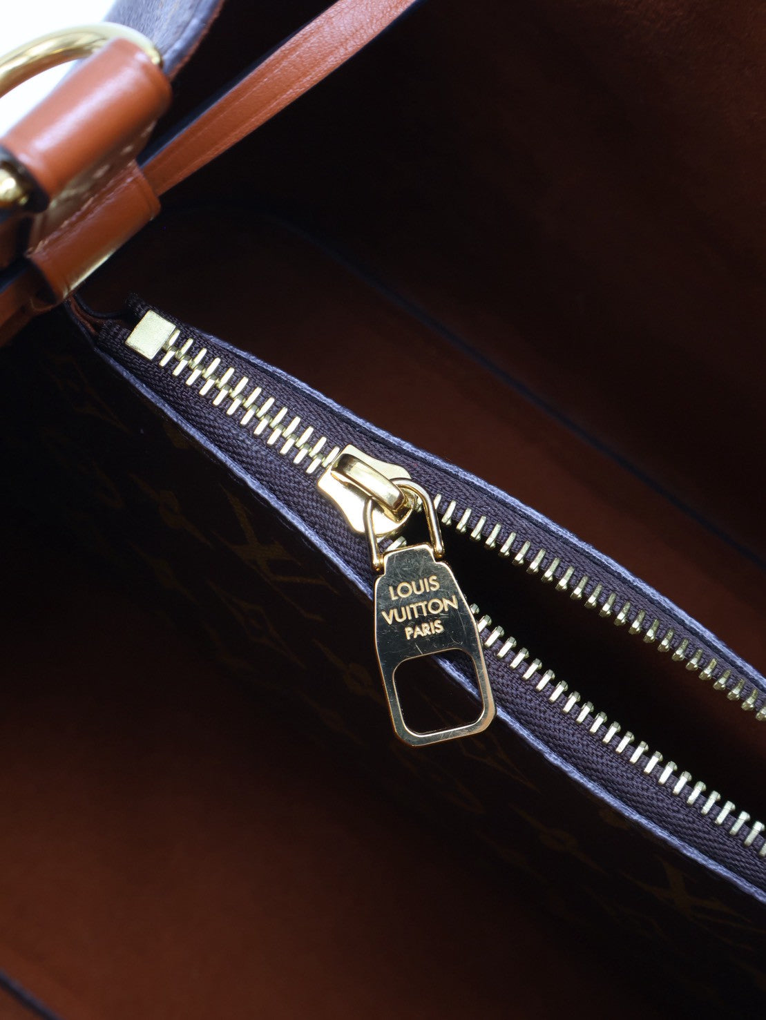 LOUIS VUITTON Neonoe水桶包 - MM棕