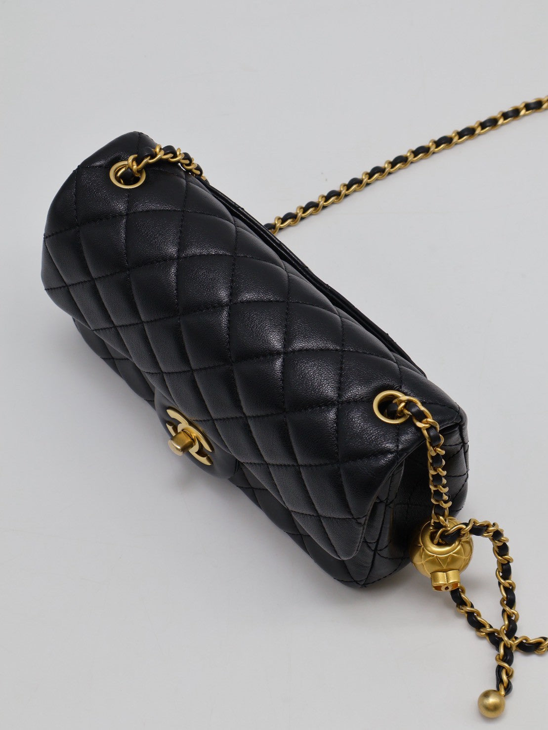 CHANEL 經典口蓋包Mini CF20 - 金球黑金