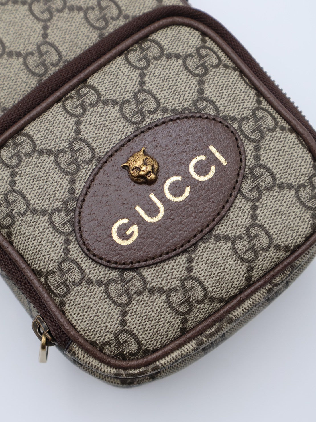 GUCCI Neo Vintage Supreme老花斜背包