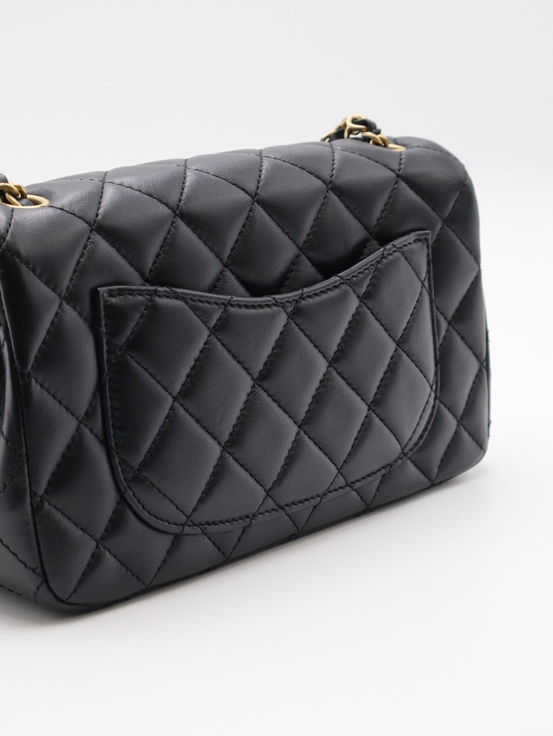 CHANEL 經典口蓋包Mini CF20 - 金球黑金