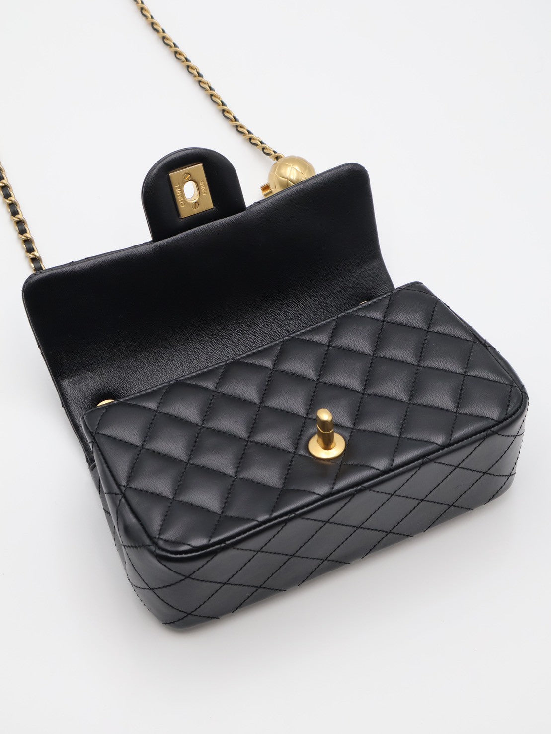 CHANEL 經典口蓋包Mini CF20 - 金球黑金