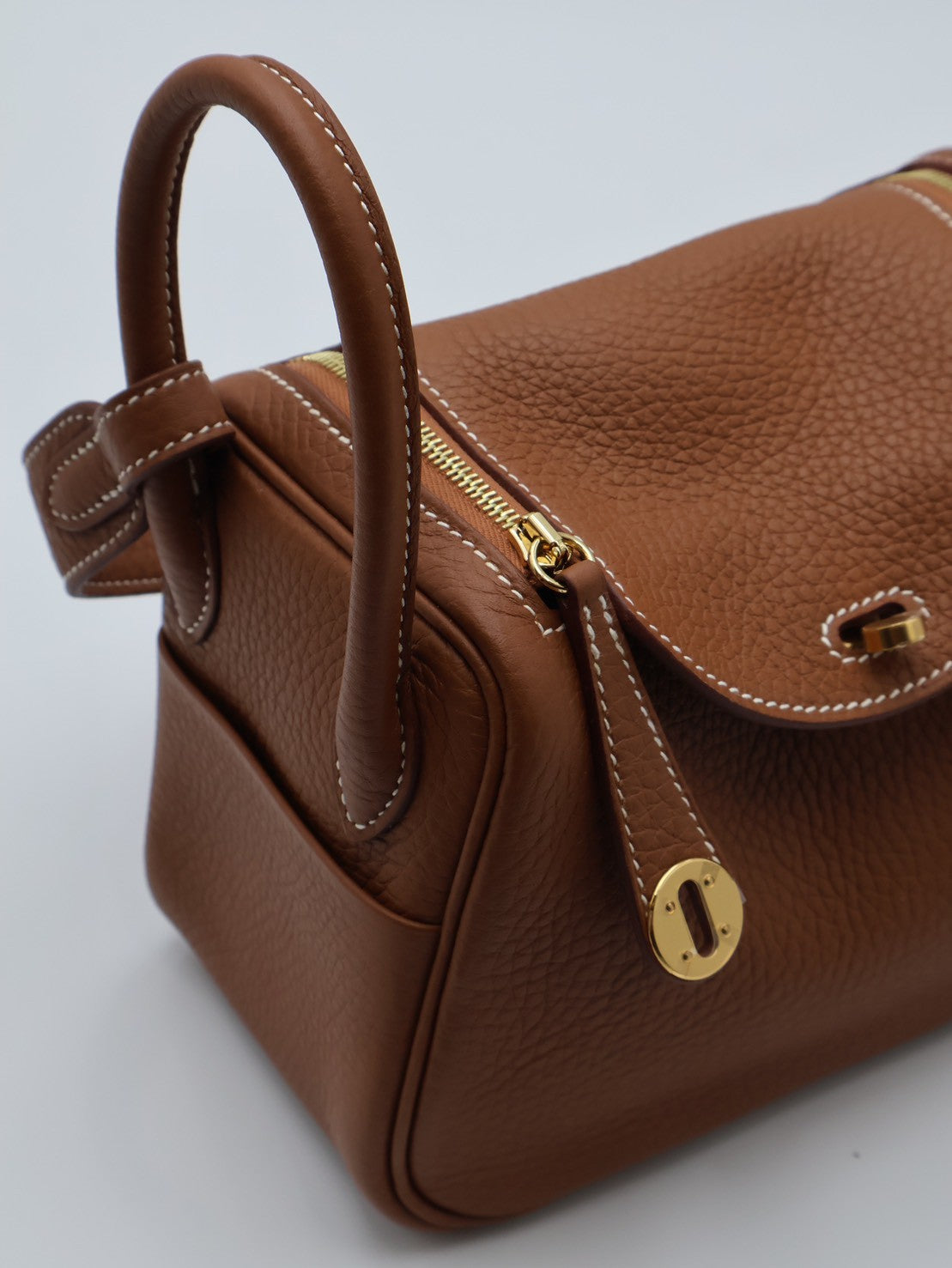 HERMES Mini Lindy - Gold 37 金棕金 U