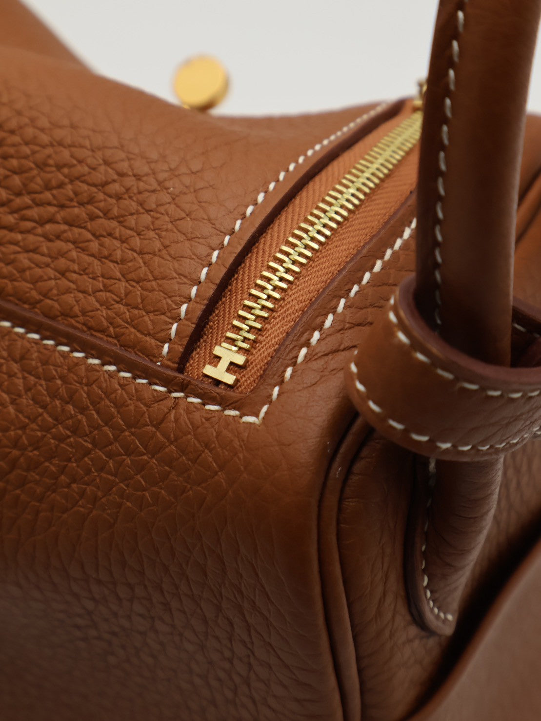 HERMES Mini Lindy - Gold 37 金棕金 U