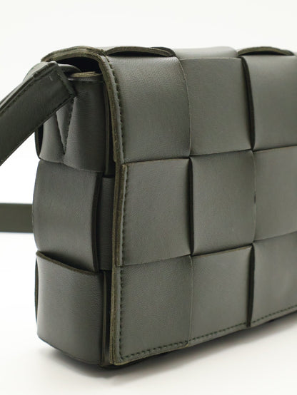 BOTTEGA VENETA Cassette經典編織包 - 15格灰綠