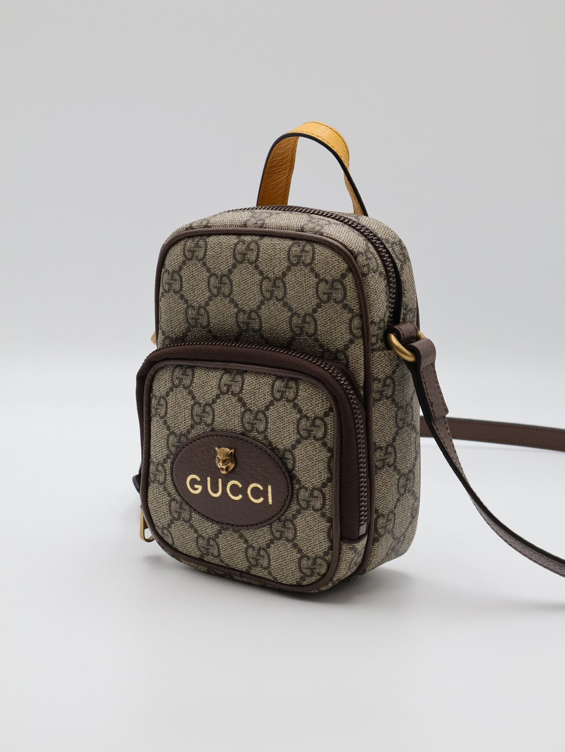 GUCCI Neo Vintage Supreme老花斜背包