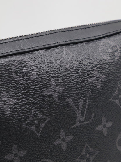 LOUIS VUITTON Trio三合一黑武士郵差包