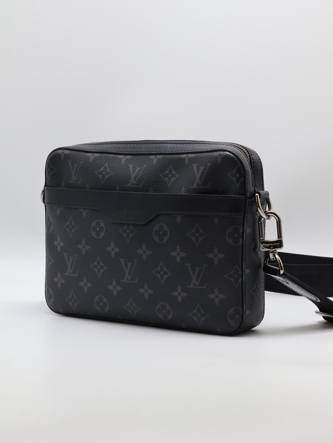 LOUIS VUITTON Trio三合一黑武士郵差包