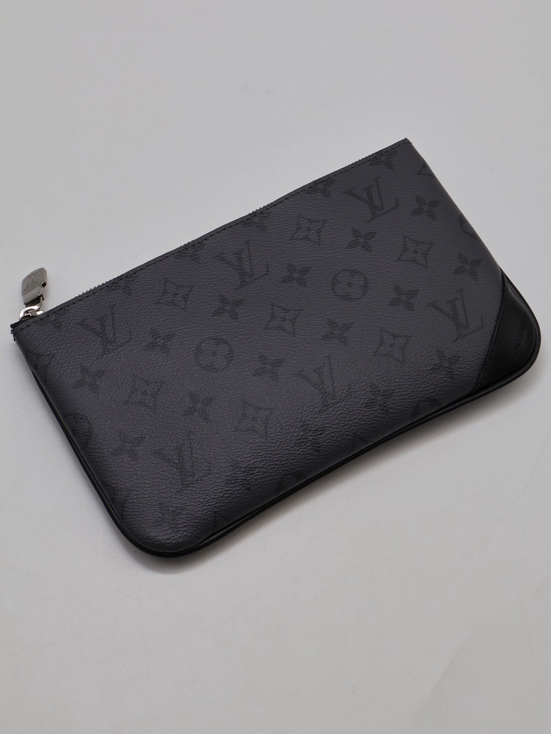 LOUIS VUITTON Trio三合一黑武士郵差包