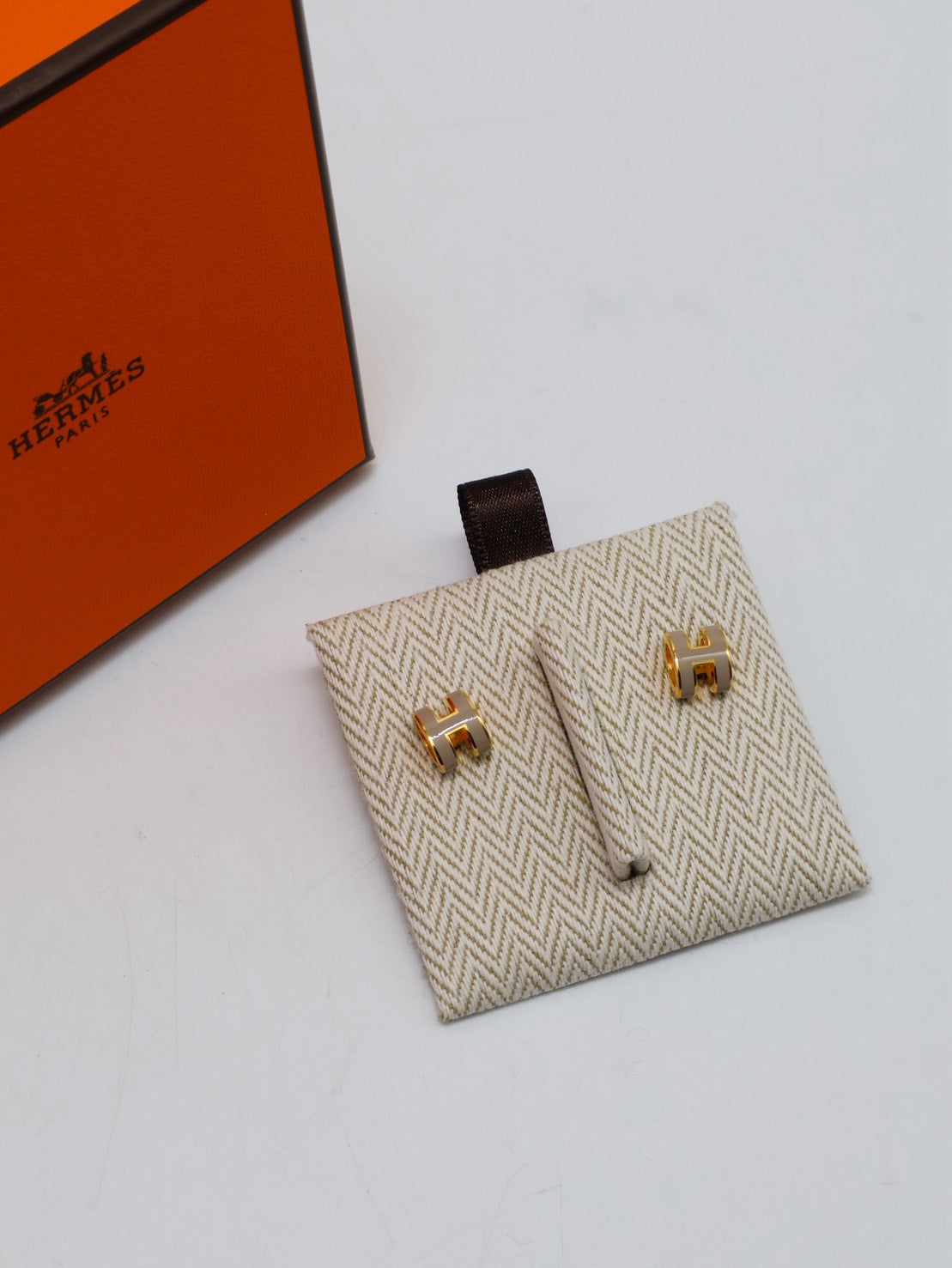 HERMES Mini Pop H耳環 - 奶茶金