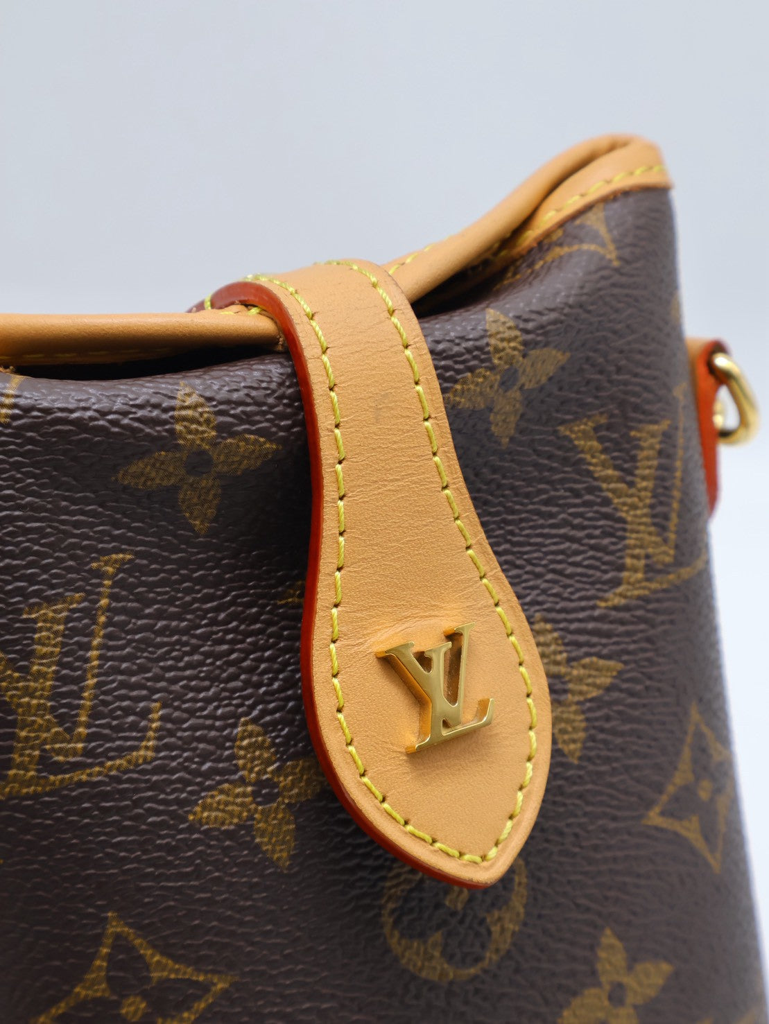 LOUIS VUITTON Fold Me薯條包