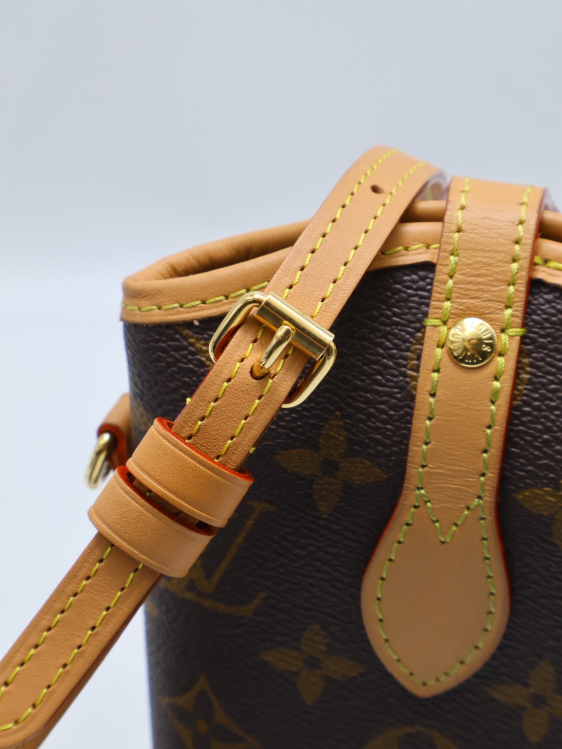 LOUIS VUITTON Fold Me薯條包