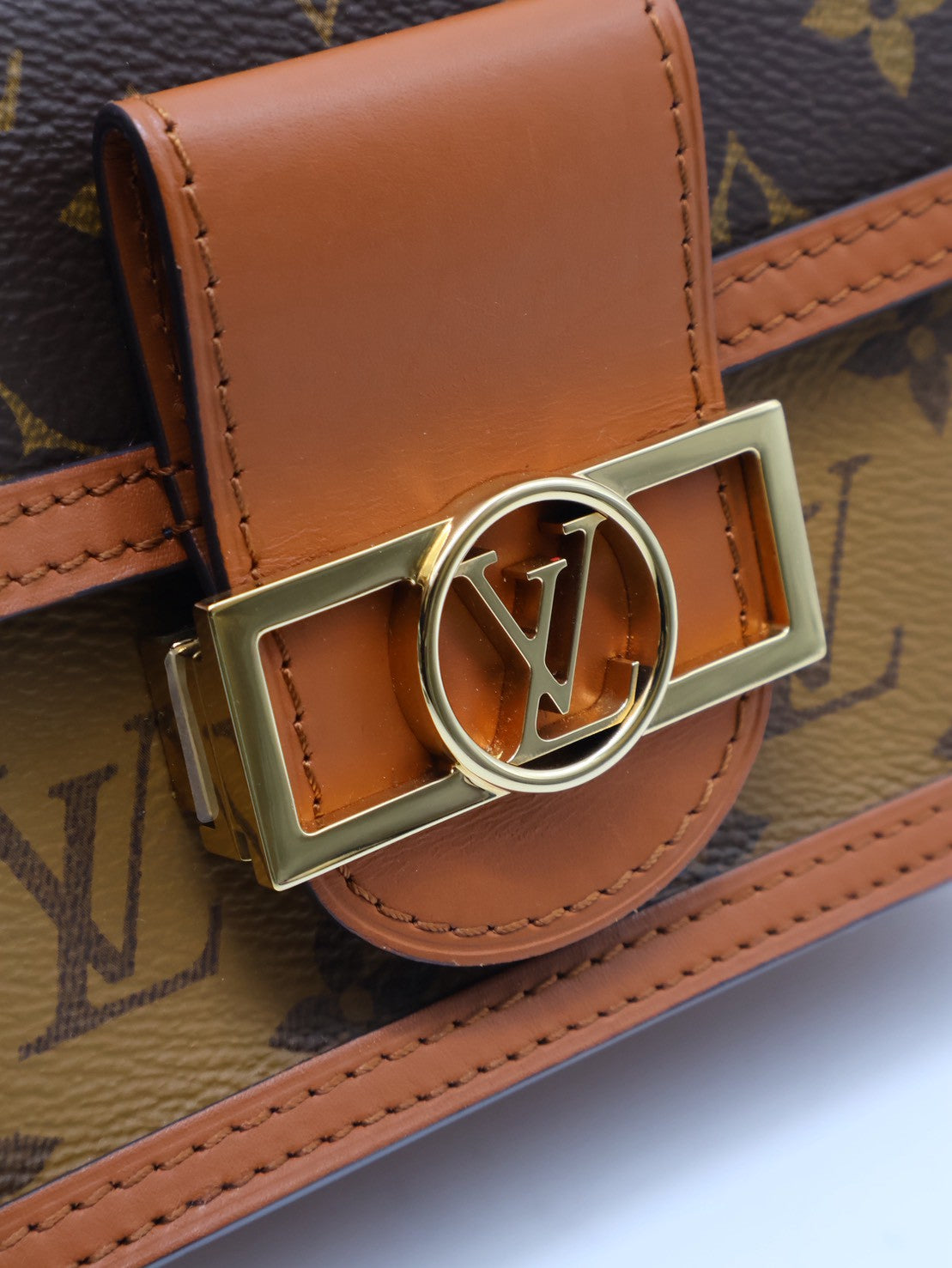 LOUIS VUITTON Dauphine達芙妮鍊帶小包