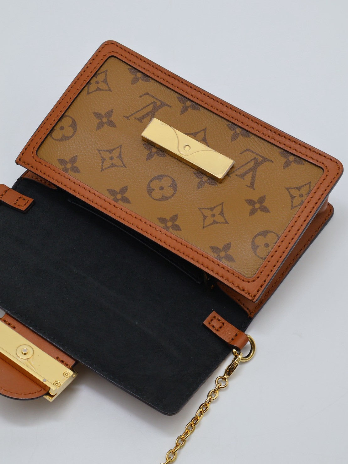 LOUIS VUITTON Dauphine達芙妮鍊帶小包