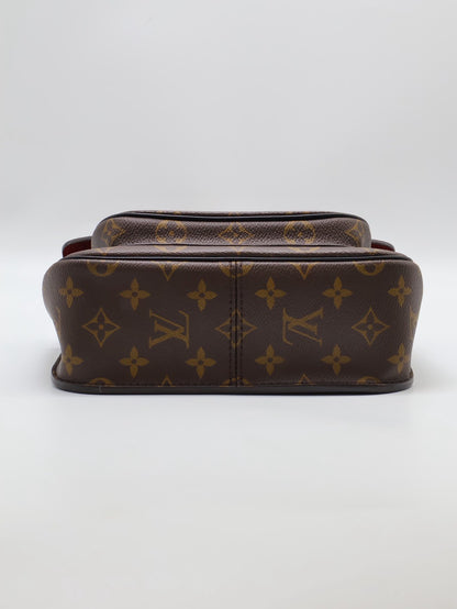 LOUIS VUITTON Passy郵差包