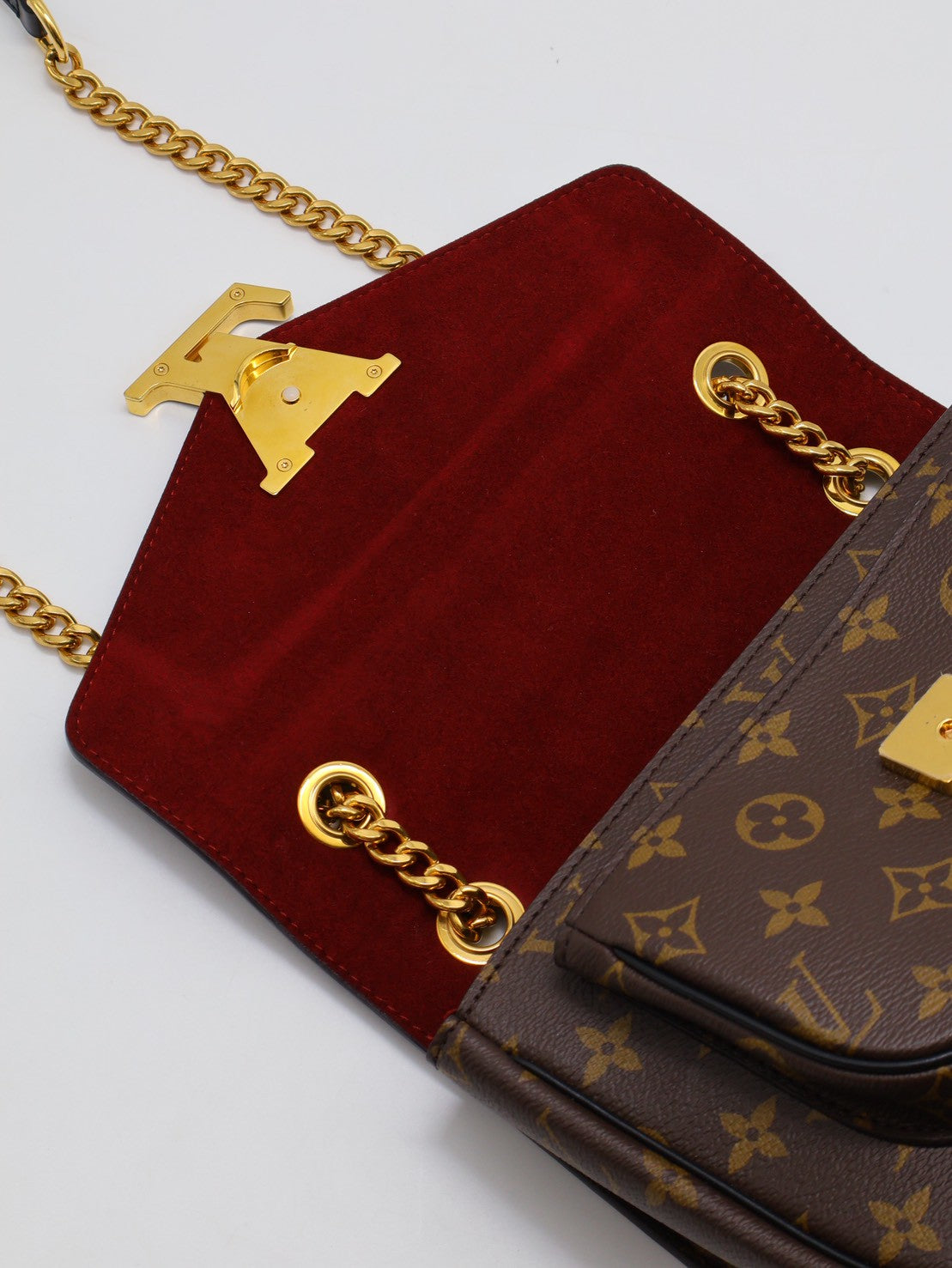 LOUIS VUITTON Passy郵差包