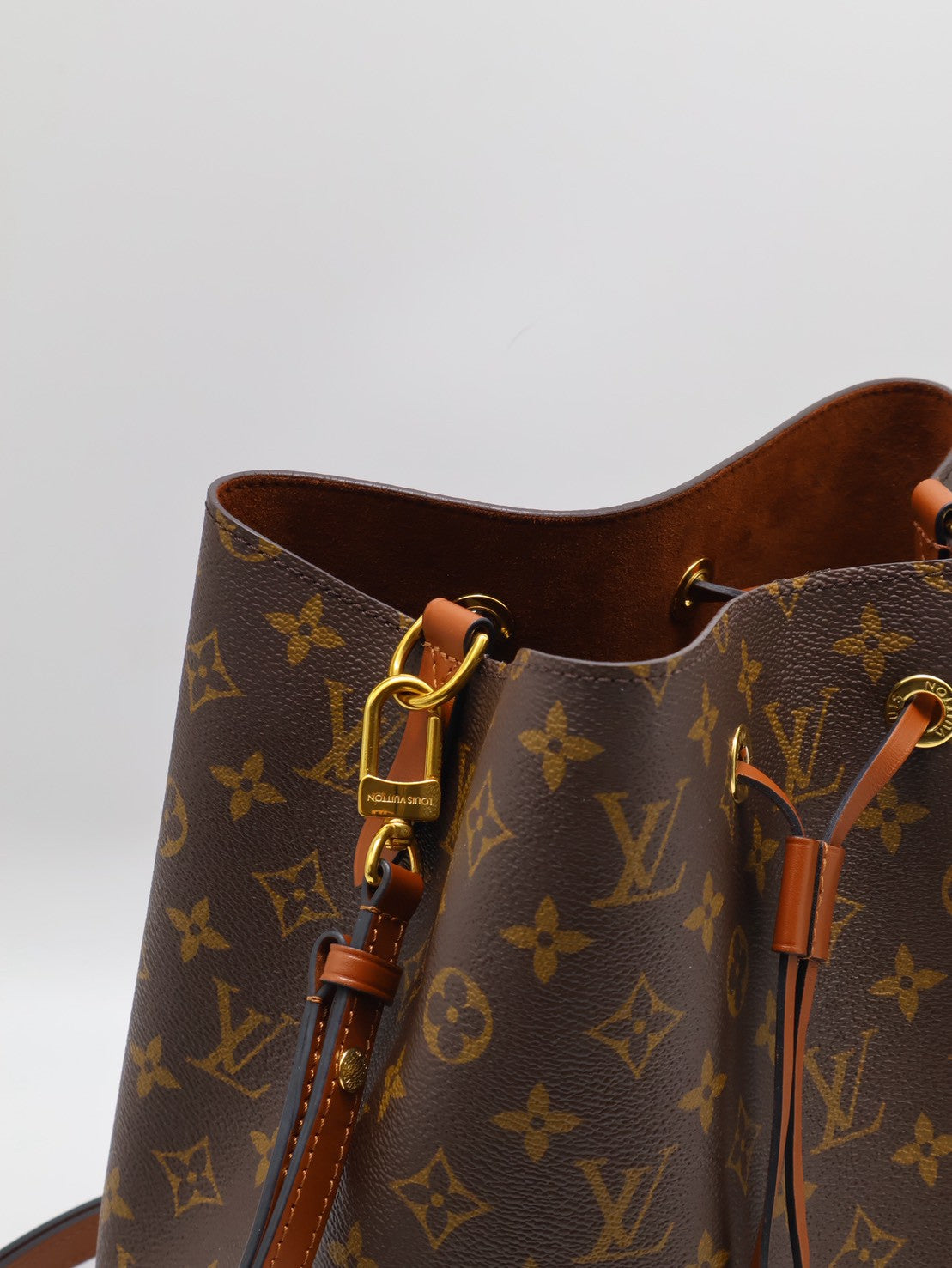 LOUIS VUITTON Neonoe水桶包 - MM棕