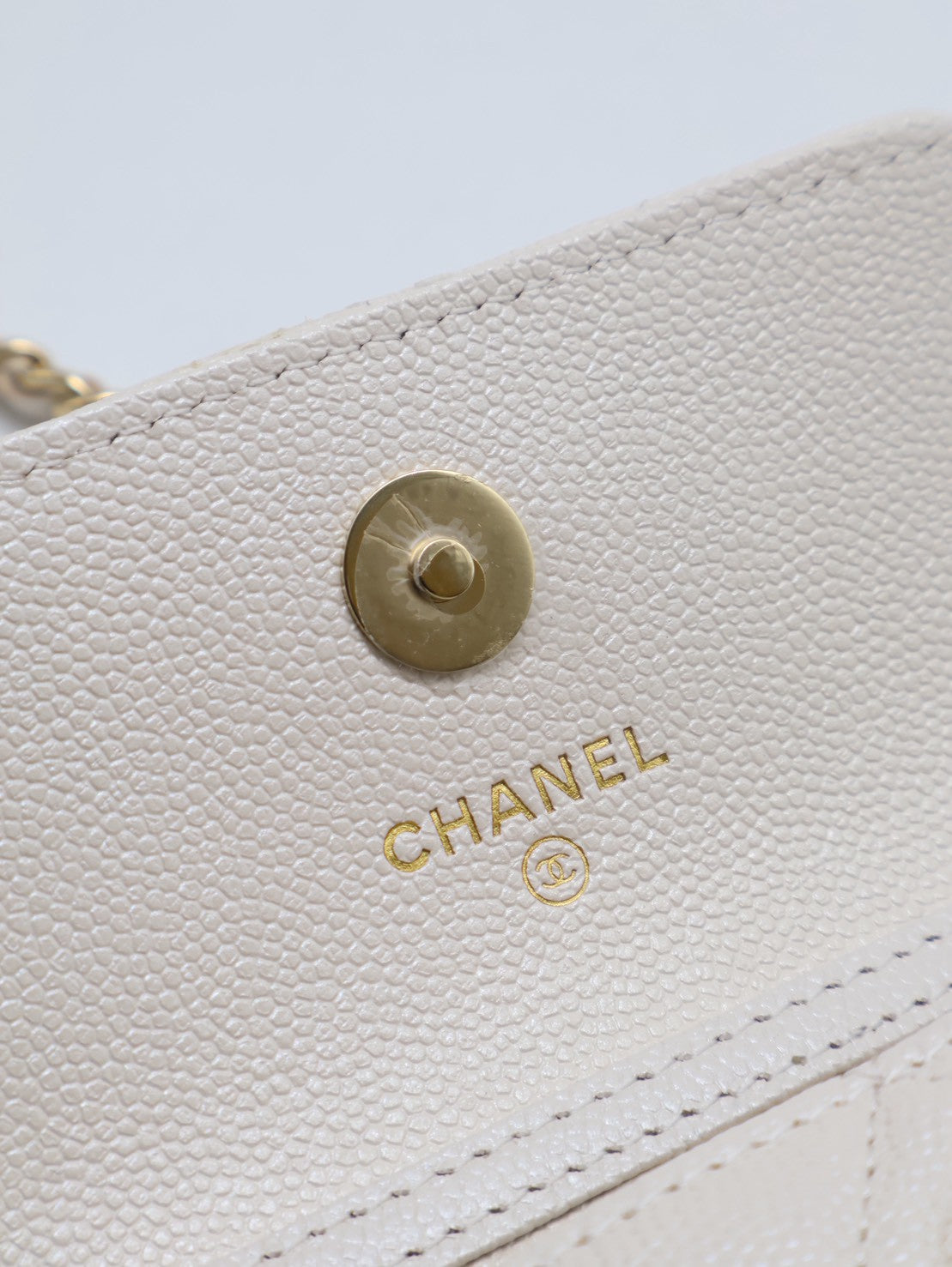 CHANEL 24S彩鑽雙C鍊帶小包 - 白金