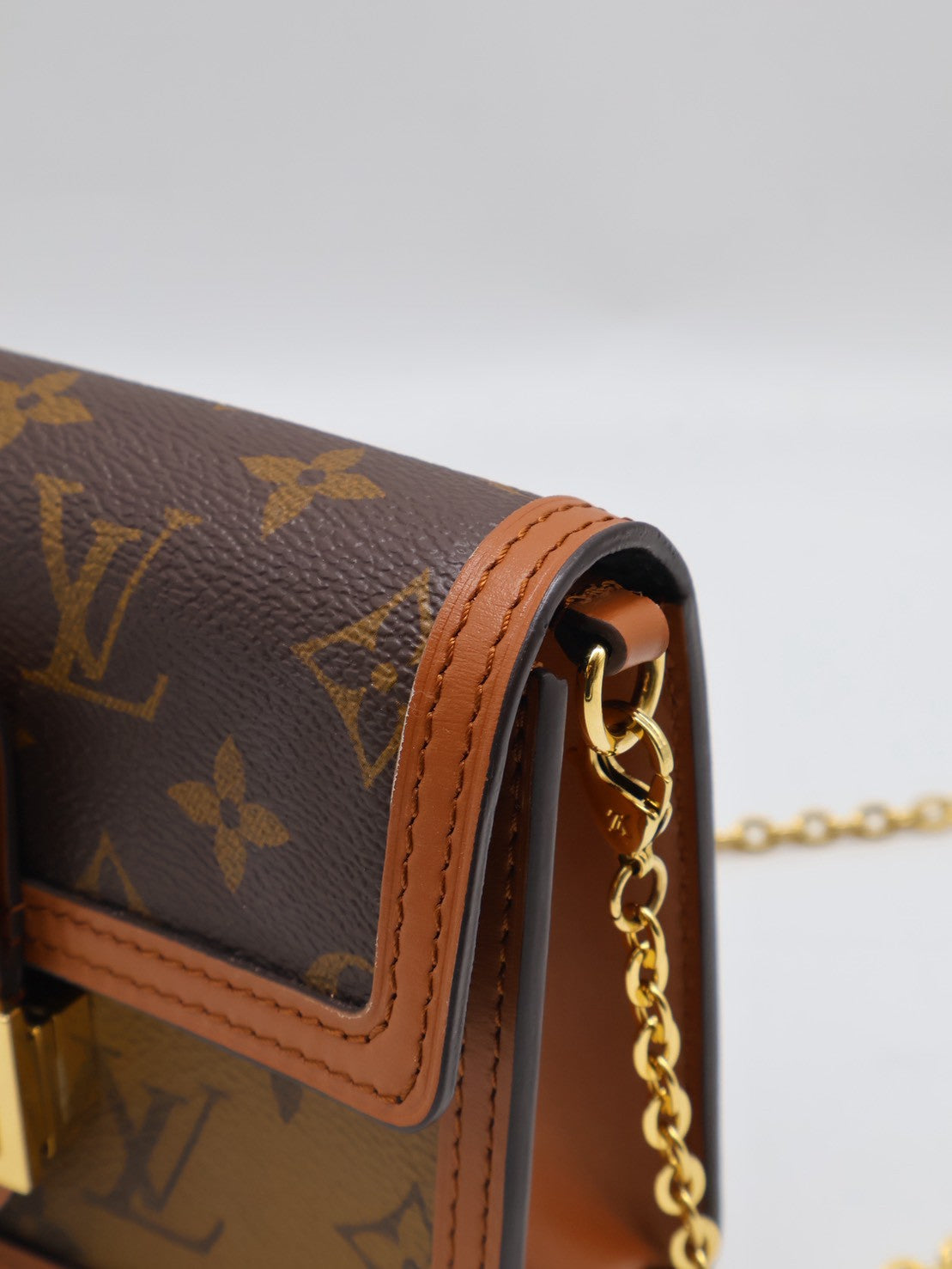 LOUIS VUITTON Dauphine達芙妮鍊帶小包