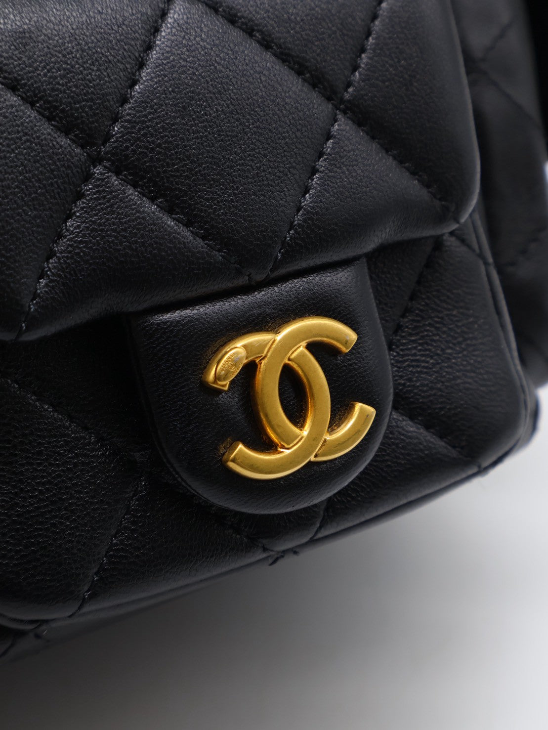 CHANEL 25C Hobo嬉皮包 - 小號黑金