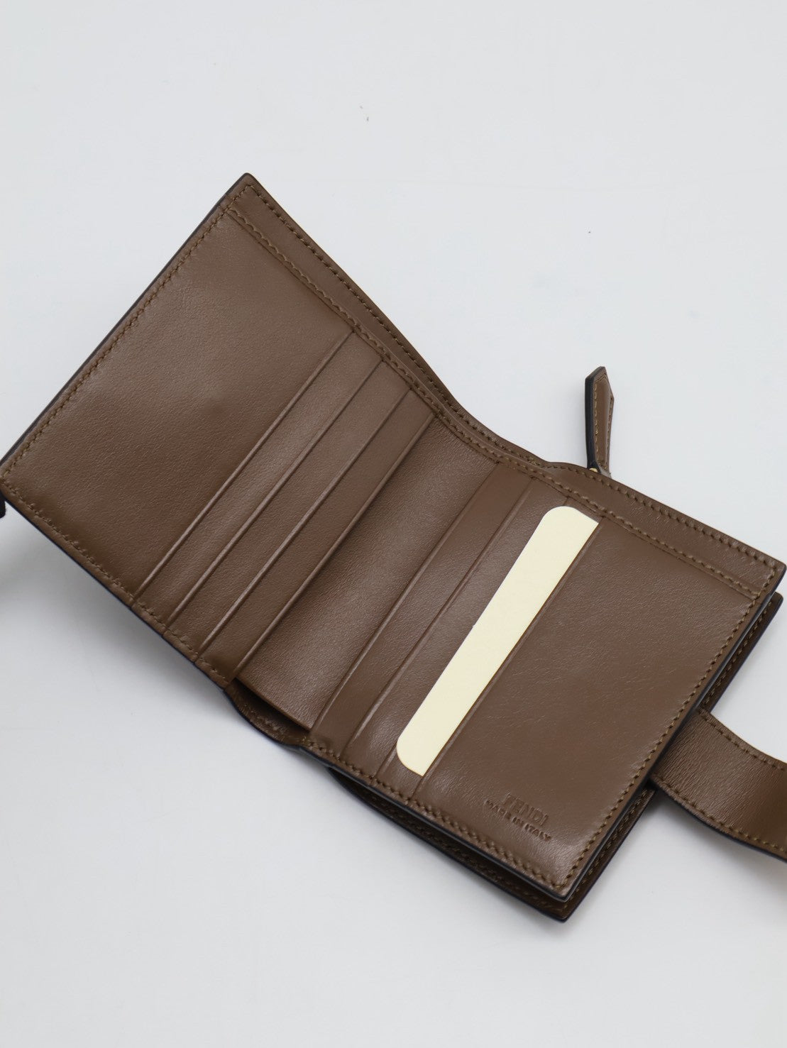 FENDI 經典FF雙折短夾