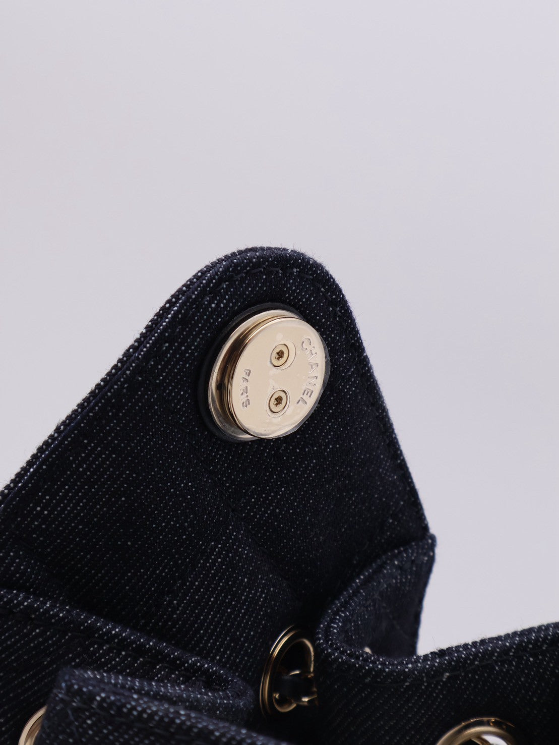 CHANEL 25 Mini Hobo Bag - 單寧深藍