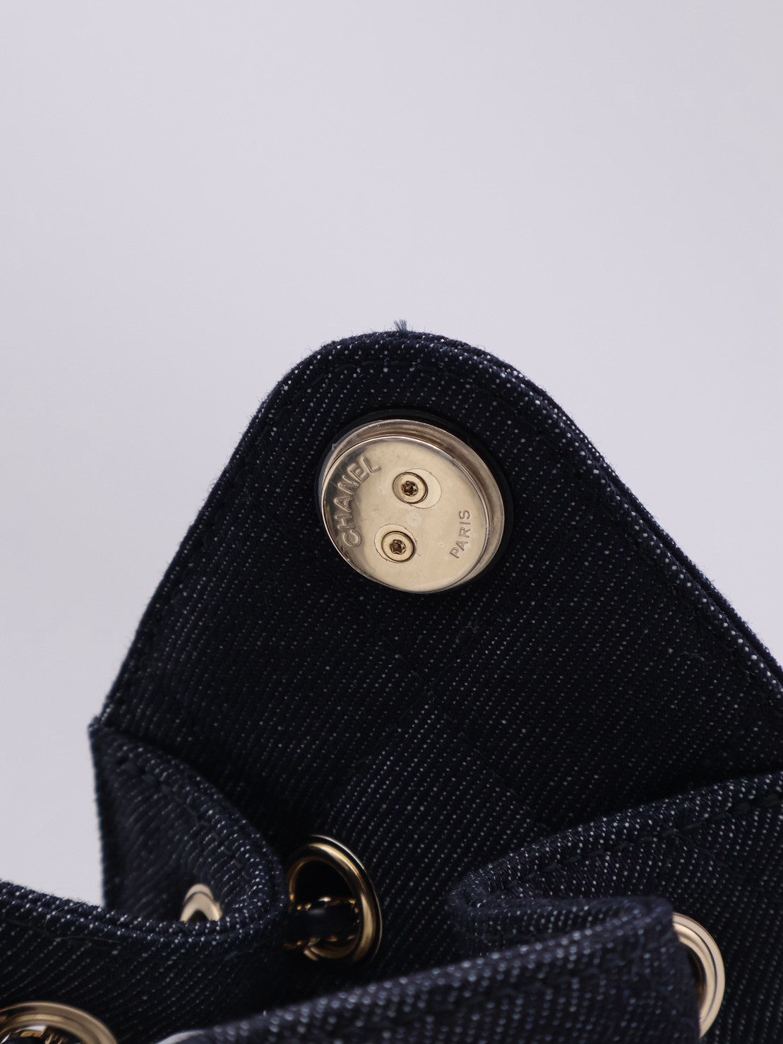 CHANEL 25 Mini Hobo Bag - 單寧深藍