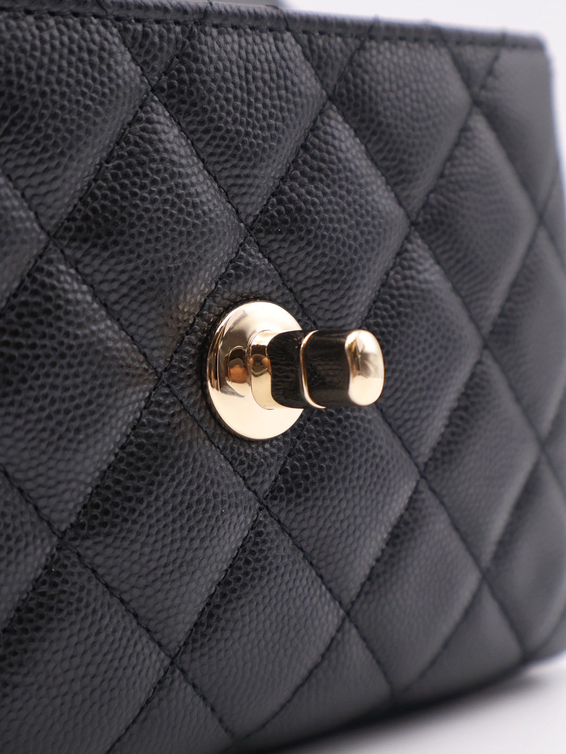 CHANEL Coco Handle - Nano黑金