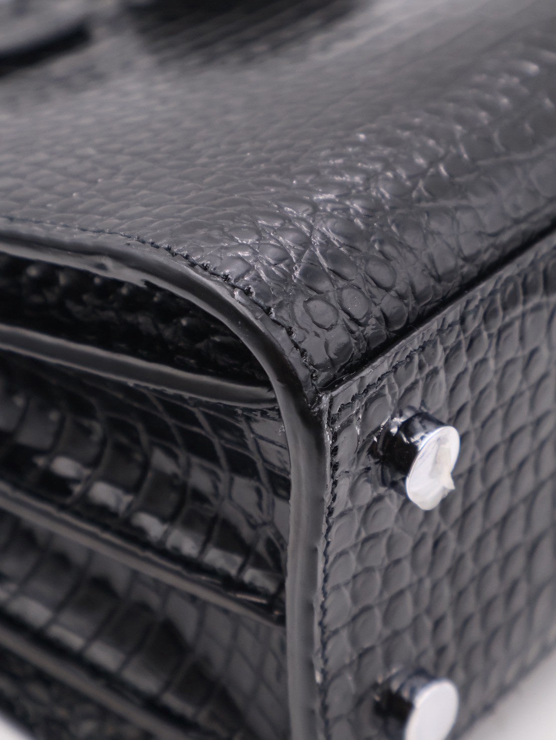 YSL Sac De Jour鱷魚壓紋手提斜背包