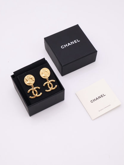 CHANEL 24C熔岩雙C吊墜耳環