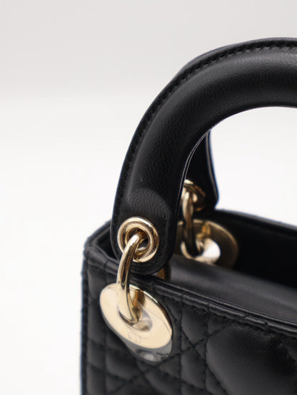 DIOR Lady Dior 藤格紋戴妃包 - Nano黑金