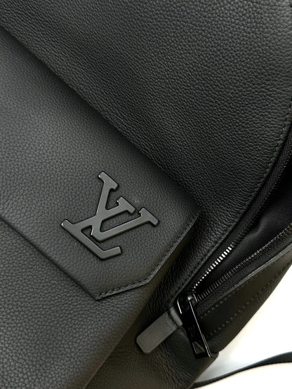 【二手商品】LOUIS VUITTON Takeoff 後背包