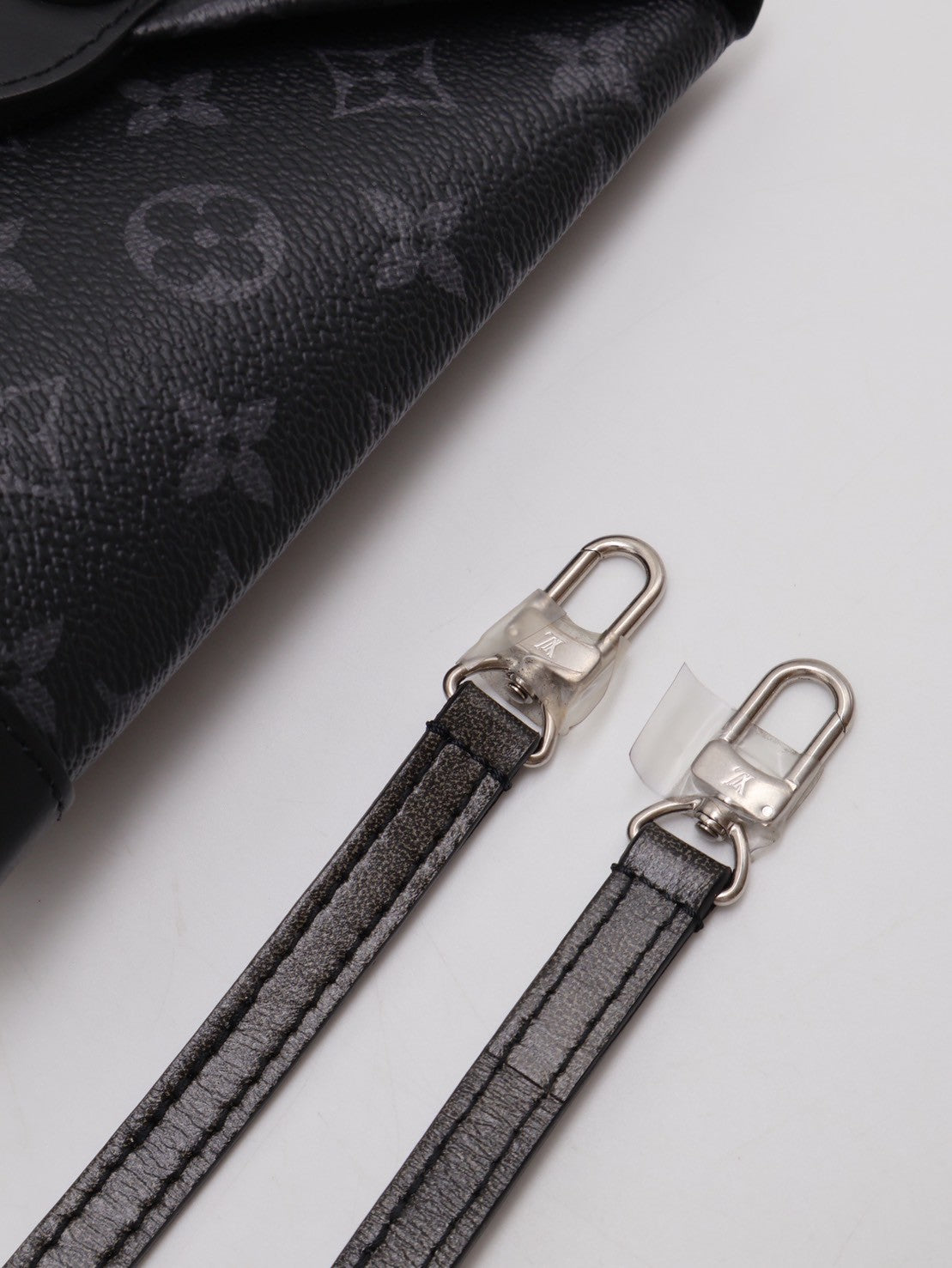 LOUIS VUITTON Envelope Pouch隨身包 - 黑