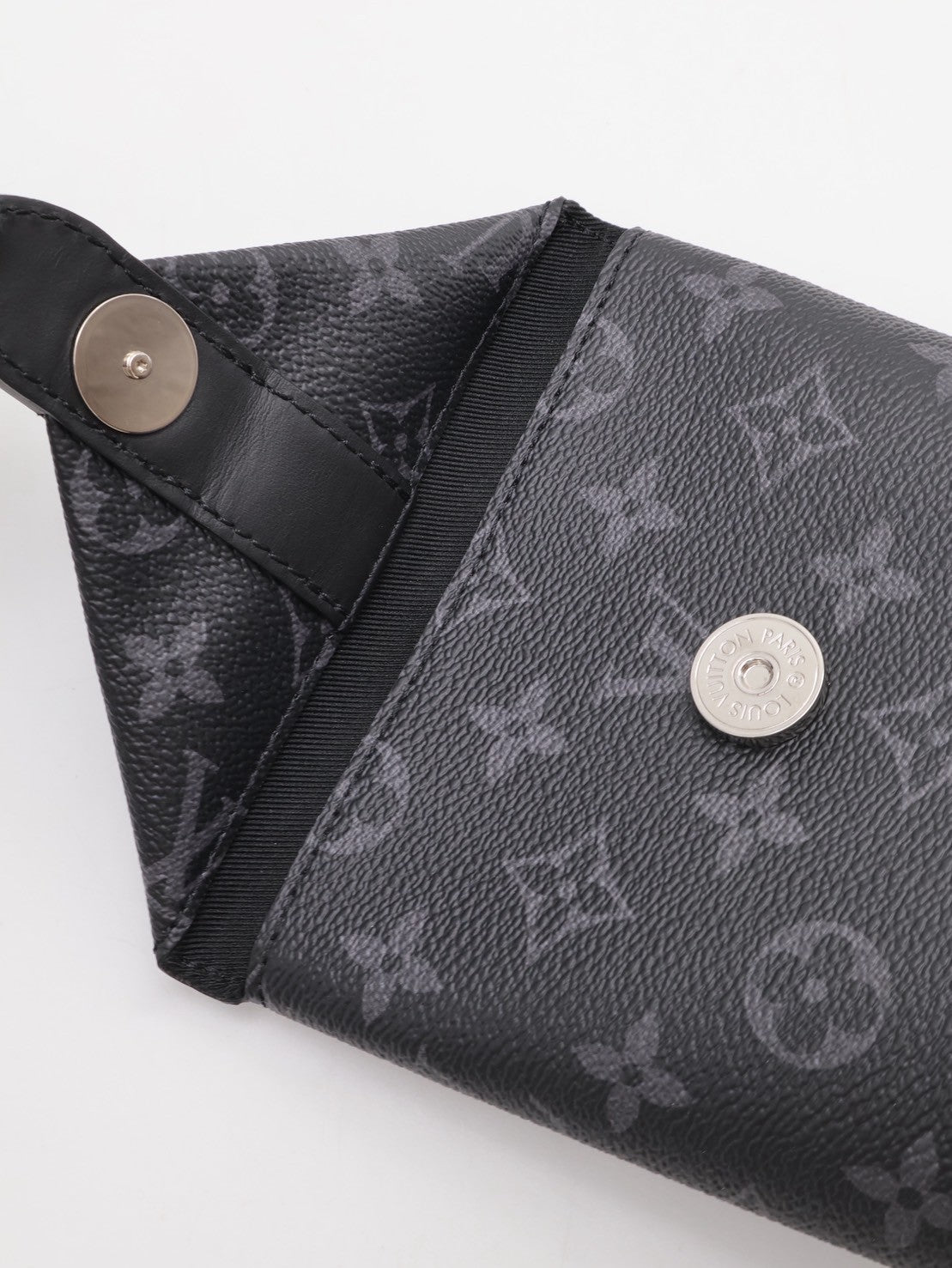 LOUIS VUITTON Envelope Pouch隨身包 - 黑