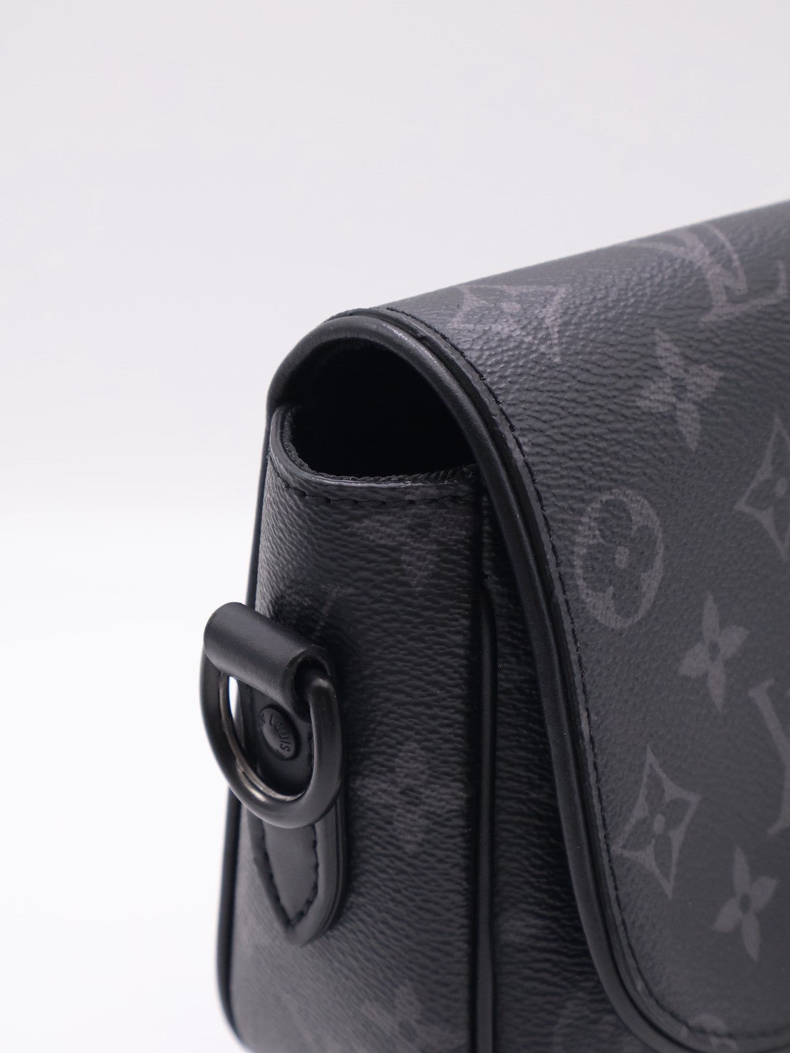 LOUIS VUITTON Montsouris郵差包 - PM灰老花