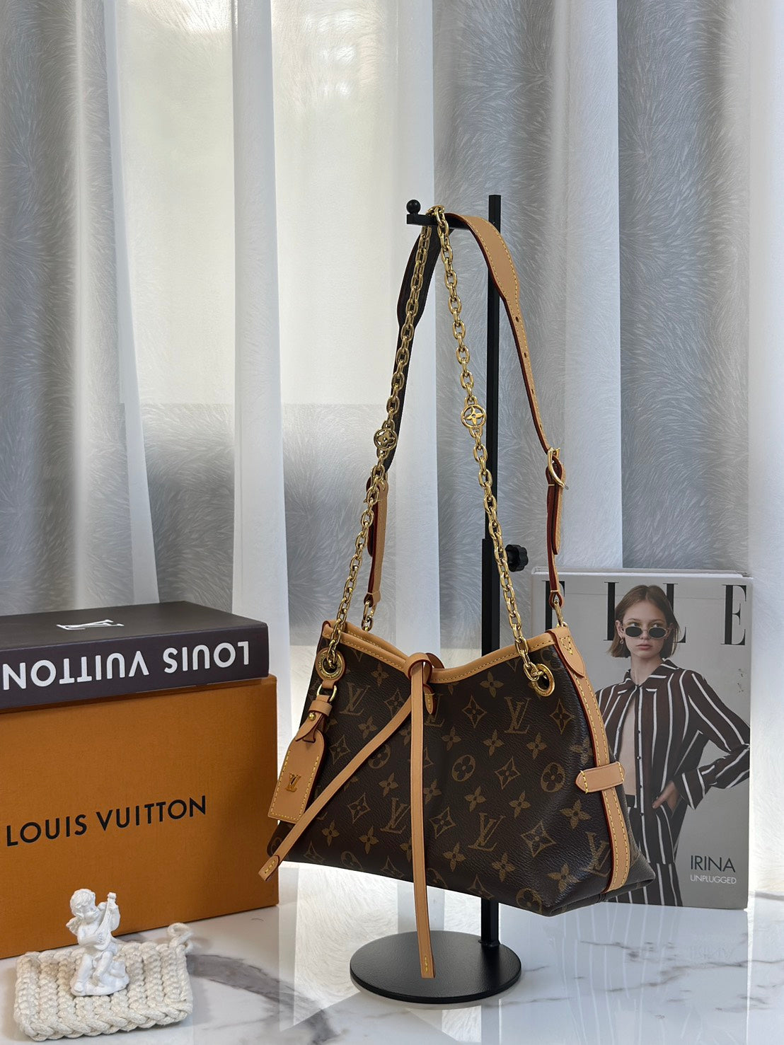 LOUIS VUITTON Carryall BB