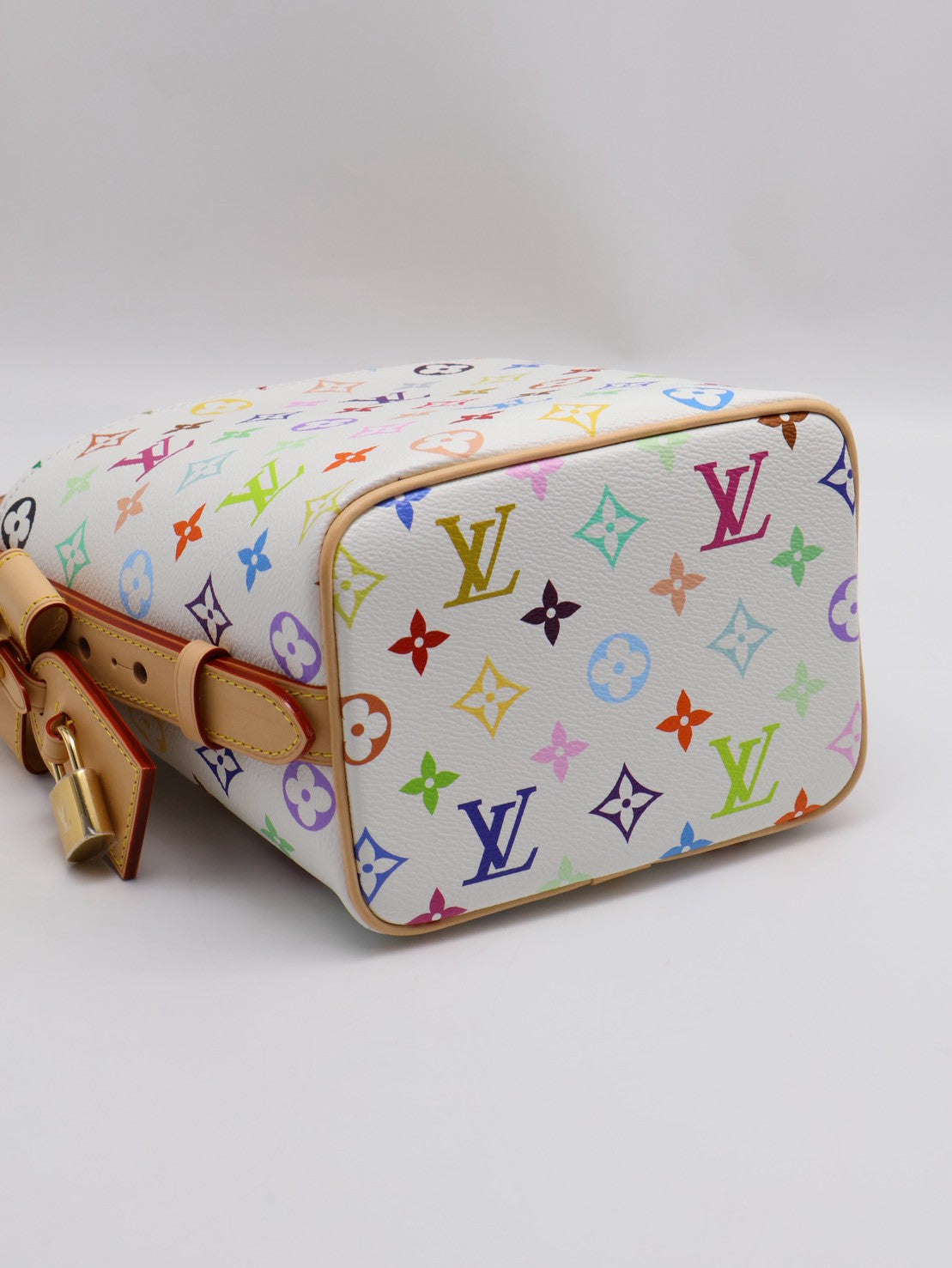 LOUIS VUITTON x 村上隆聯名款All in BB水桶包 - 白三彩