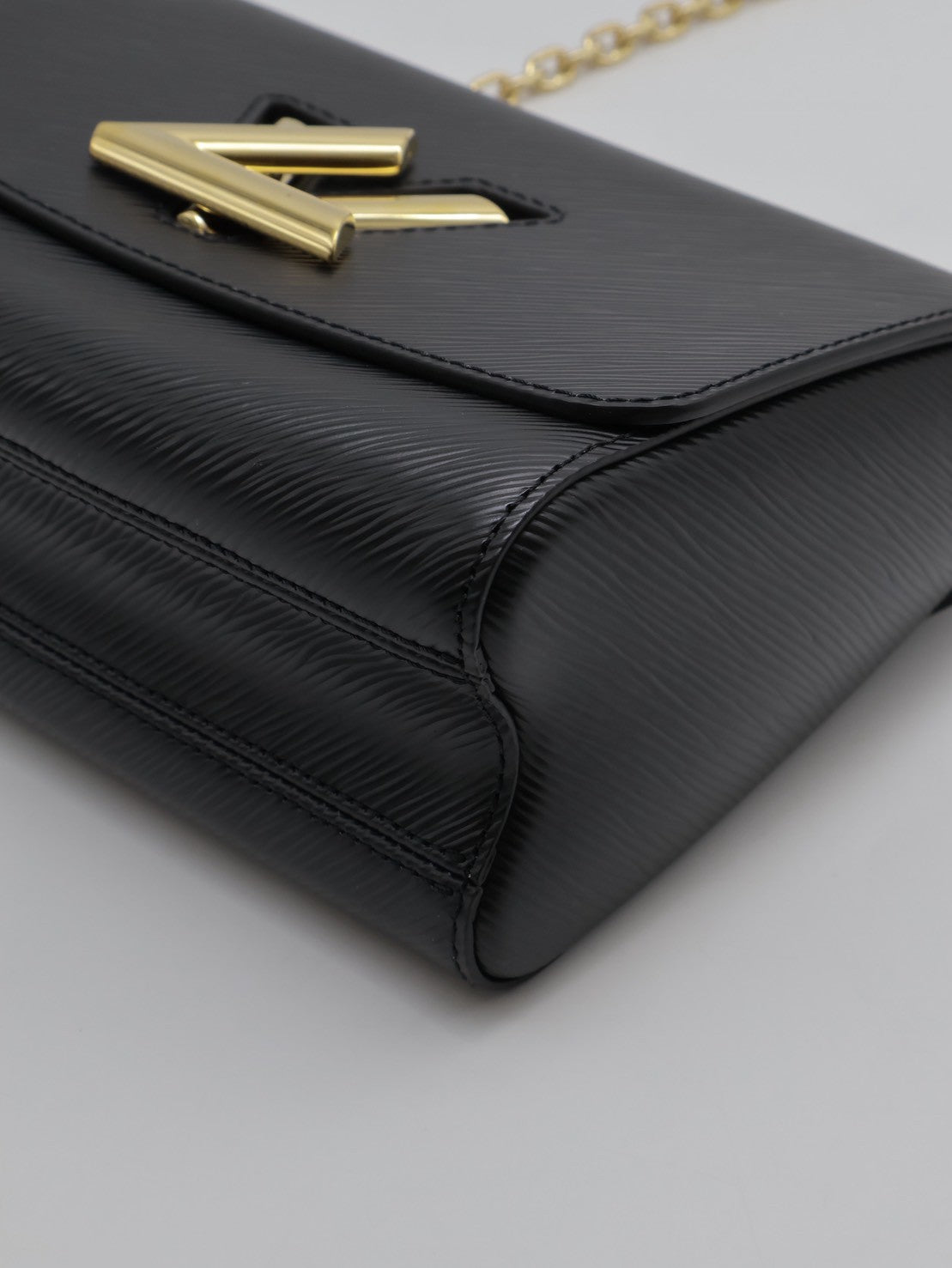LOUIS VUITTON Twist - MM黑金