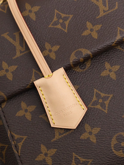 LOUIS VUITTON Cluny BB