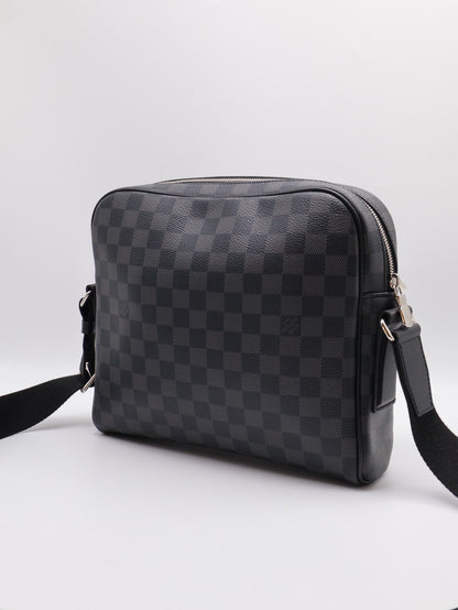 LOUIS VUITTON  Dayton棋盤格記者包 - 小號黑