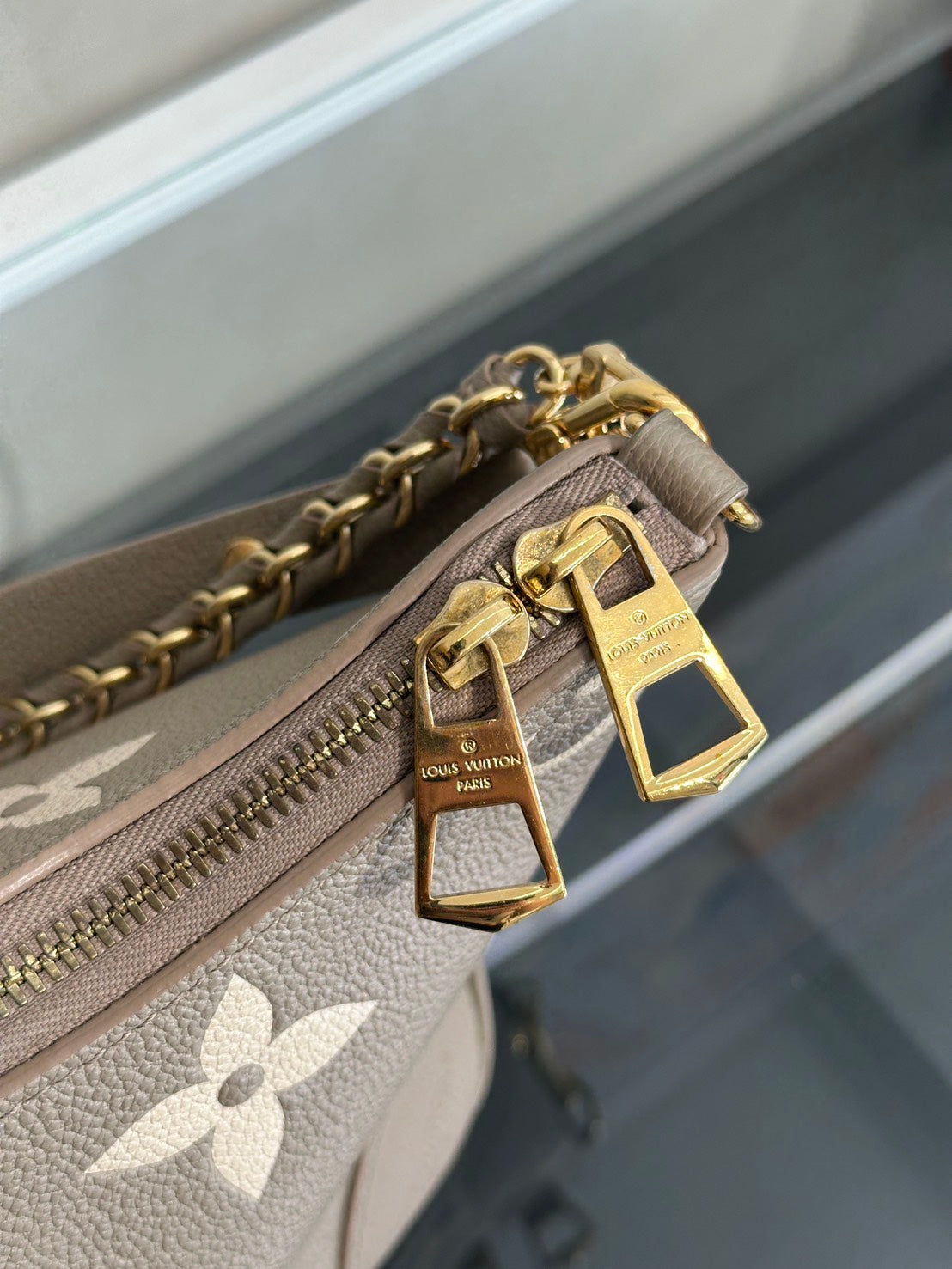 LOUIS VUITTON Boulogne牛角包 - PM斑鳩灰