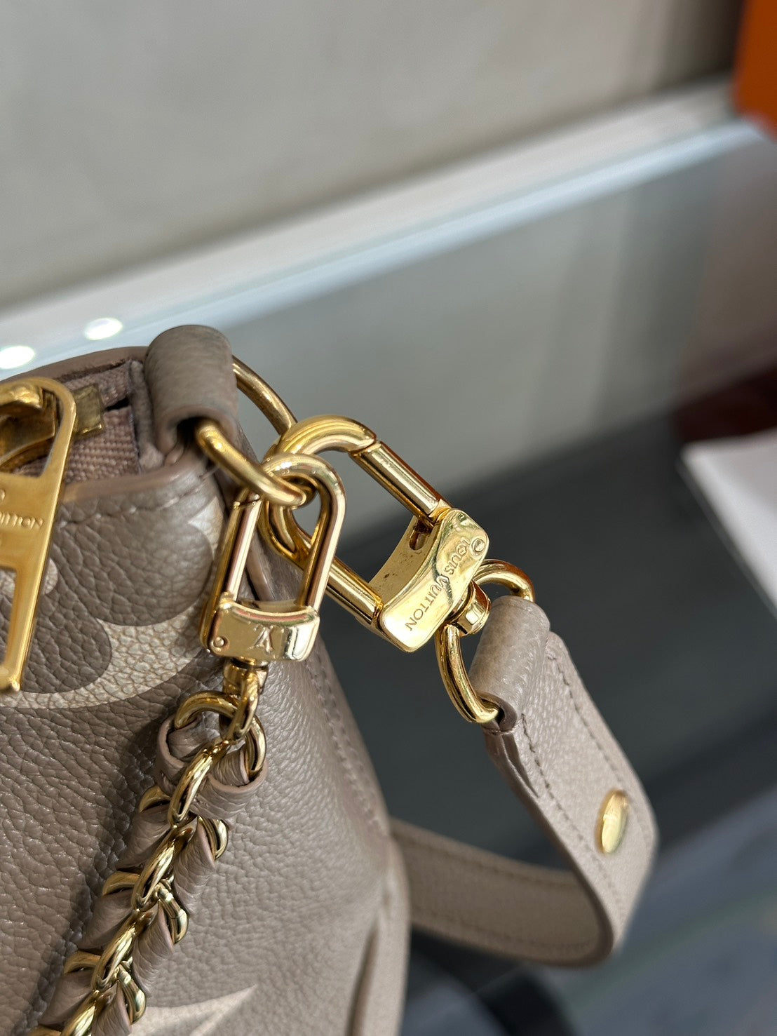 LOUIS VUITTON Boulogne牛角包 - PM斑鳩灰