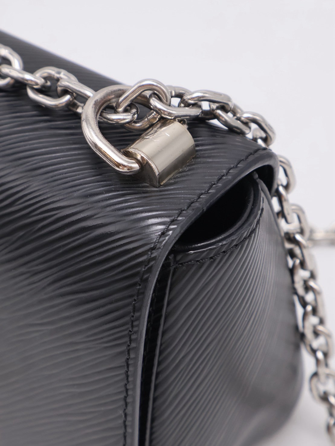 LOUIS VUITTON Twist - PM黑銀