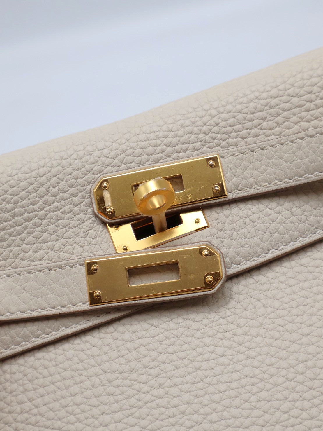 HERMES Kelly Ado PM- Craie 10 奶昔白金