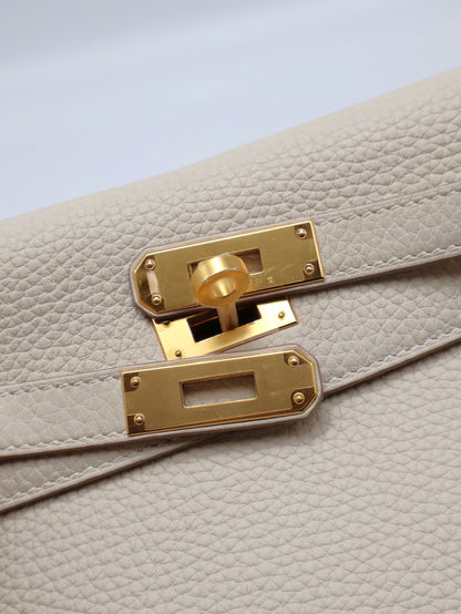 HERMES Kelly Ado PM- Craie 10 奶昔白金