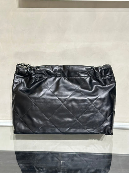 CHANEL 22 Bag - 橫版黑銀