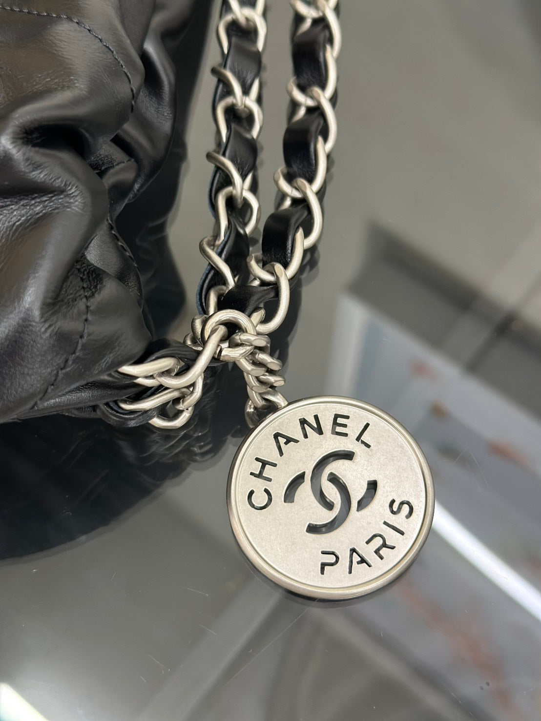 CHANEL 22 Bag - 橫版黑銀