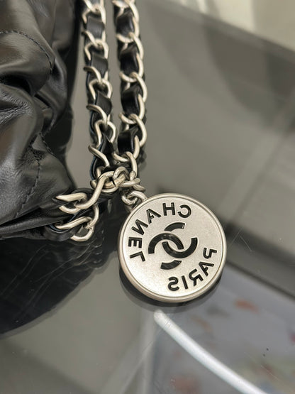 CHANEL 22 Bag - 橫版黑銀