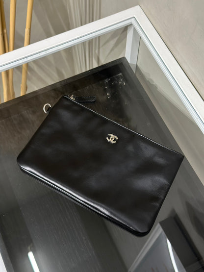 CHANEL 22 Bag - 橫版黑銀